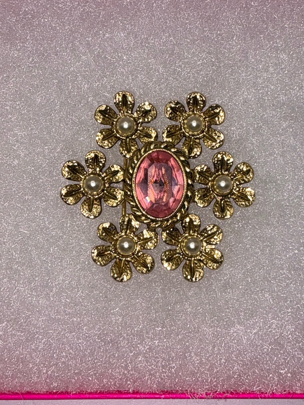 Vintage Gold Floral Brooch Pink & Pearl Stone - Picture 6 of 6
